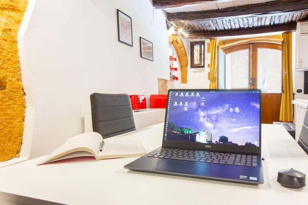 Holiday Home Il Portagioie Cagliari Ngoại thất bức ảnh