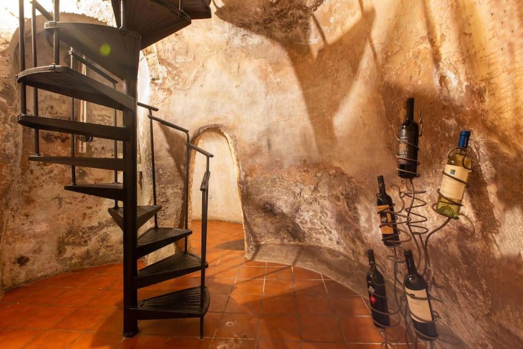 Holiday Home Il Portagioie Cagliari Ngoại thất bức ảnh