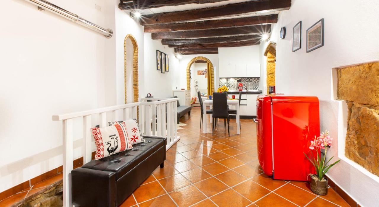 Holiday Home Il Portagioie Cagliari Ngoại thất bức ảnh